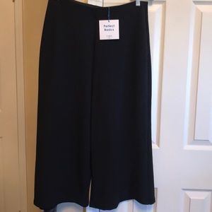 Black wide leg pant